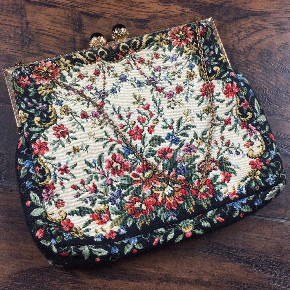 Vintage | Carpet Bag